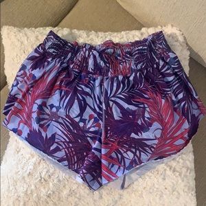 Lululemon swim material short. Great beach walking